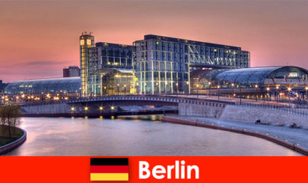 Deutschland Berlin Reiseziel mit der Familie