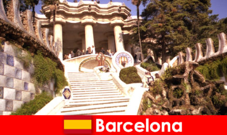 Die besten Highlights und Sehenswürdigkeiten für Touristen in Barcelona