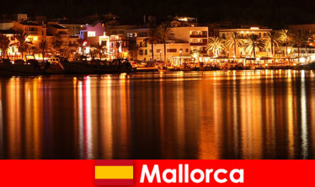 Nachtleben in Mallorca mit hübschen Frauen aus der Erotik Szene