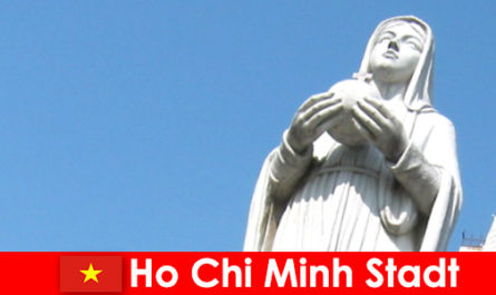 Wirtschaftliches Zentrum Vietnams Ho Chi Minh Stadt ein Zielort für Ausländer