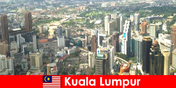Κουάλα Λουμπούρ στη Μαλαισία Ασία εραστές έρχονται εδώ ξανά και ξανά