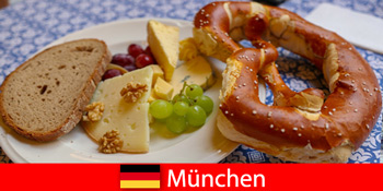 Kulturreise genießen nach Deutschland München mit Bier, Musik, Volkstanz und regionale Küche