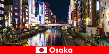 Vergnügungsviertel und Köstlichkeiten erwarten Auslandsreisende in Osaka Japan