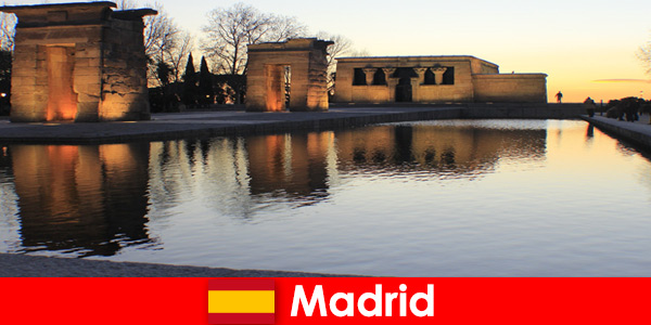 Populært rejsemål for udflugter til Madrid Spanien for europæiske studerende