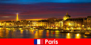 Trip für Junggesellen auf der Amüsiermeile in Paris Frankreich