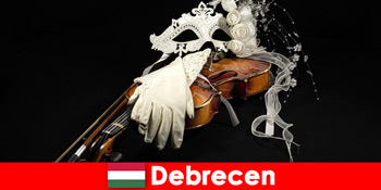 Traditionelle Theater und Musik in Debrecen Ungarn für Kultureisende ein Muss