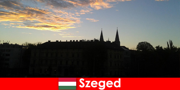 Szeged हंगरी - एक आधुनिक अतीत में यात्रा