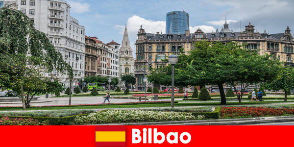 저렴한 숙박 시설과 적은 돈을위한 무료 팁 빌바오 스페인에서 수업 여행을위한 식사