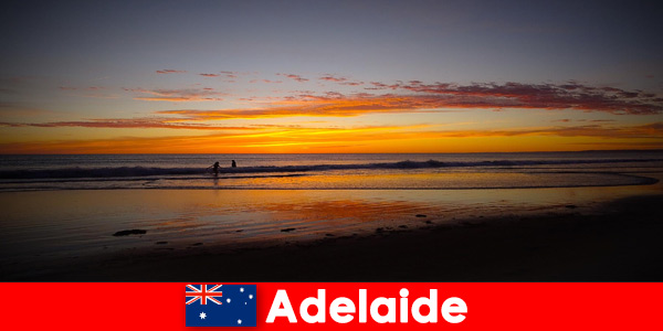 एडिलेड ऑस्ट्रेलिया में महान समुद्र तटों शाम को समाप्त