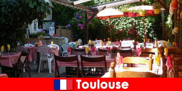 툴루즈 프랑스의 다양한 향토 요리를 맛보십시오.