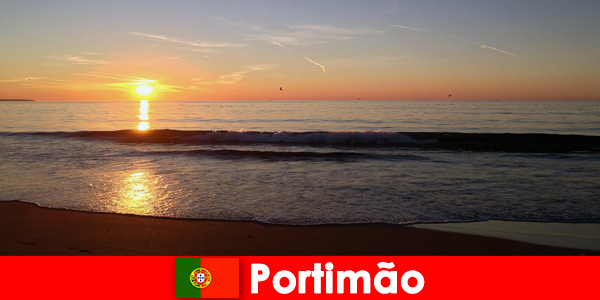 Βουνά, ακτές και πολλά άλλα περιμένουν τους επισκέπτες στο Portimão της Πορτογαλίας