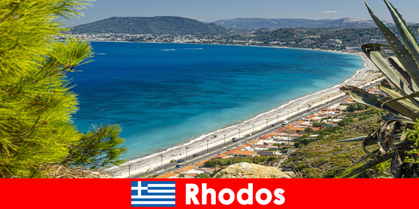 द्वीप स्वभाव और सुंदर समुद्र तटों रोड्स ग्रीस में मेहमानों का आनंद लें