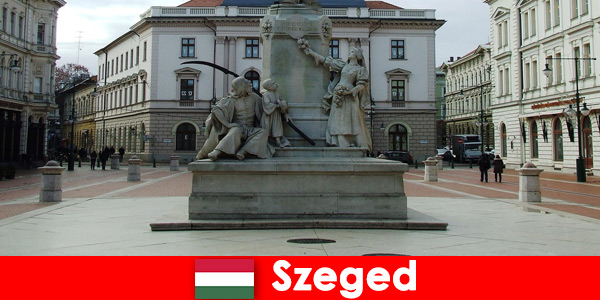 Szeged हंगरी के विश्वविद्यालय शहर में विदेशी छात्रों के लिए लोकप्रिय सेमेस्टर यात्रा