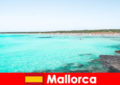 Tolle Buchten und glasklares Wasser zum Baden in Mallorca Spanien