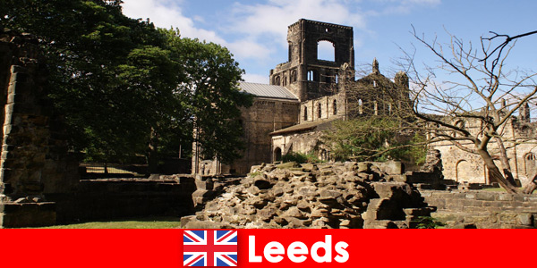 Historische Sehenswürdigkeiten voller Geschichten in Leeds England 