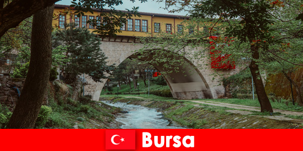 Bursa तुर्की वहाँ आकर्षण का एक बहुत कुछ के साथ कई छिपे हुए स्थानों की खोज कर रहे हैं  
