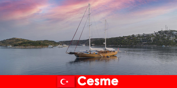 체스메 터키 해변 휴가객을위한 인기있는 목적지