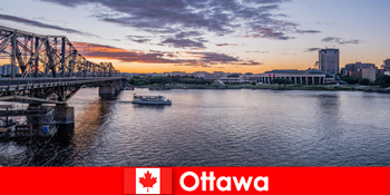 Tourenbus durch Ottawa in Kanada mit zweisprachige Führung immer ein Erlebnis