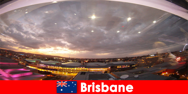 Thành phố Brisbane Úc cho mọi du khách từ mọi nơi một đề xuất du lịch bất cứ lúc nào