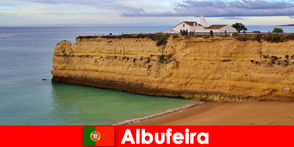 A sporttevékenységek és az egészséges életmód egyszerűen az élet része Albufeira Portugáliában.  