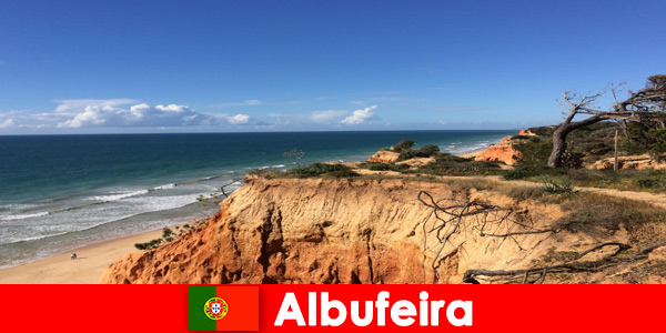 Jogging dan hiking adalah hal yang paling populer untuk dilakukan di resor pantai Albufeira di Portugal