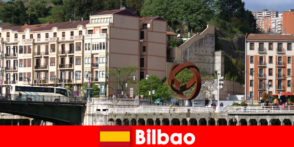 Perjalanan kota ke Bilbao Spanyol inklusif untuk wisatawan budaya dari seluruh dunia