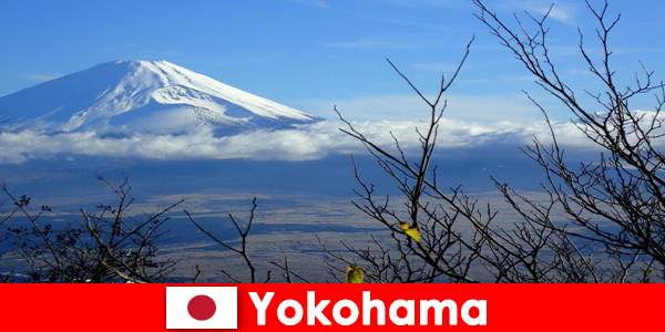 योकोहामा जापान में समावेशी पर्वत चित्रमाला और बहुत सारी प्रकृति का अनुभव करने के लिए